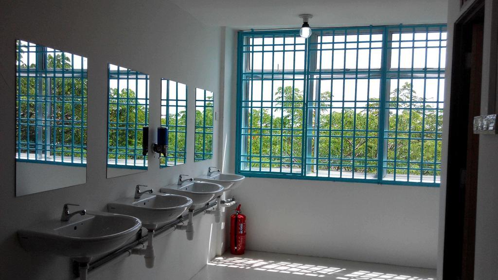 Roof Talk Theme Hostel Johor Bahru Room photo